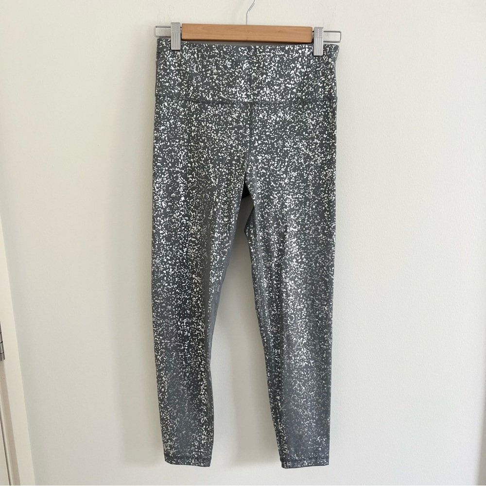 Sweaty Betty Metallic Silver Printed 7/8 Leggings